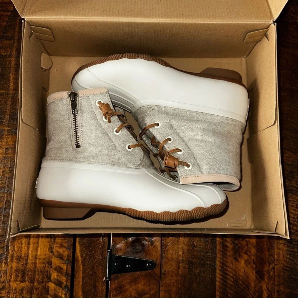 NIB Sperry for Anthropologie Women’s Saltwater Rain Boots Sz 7